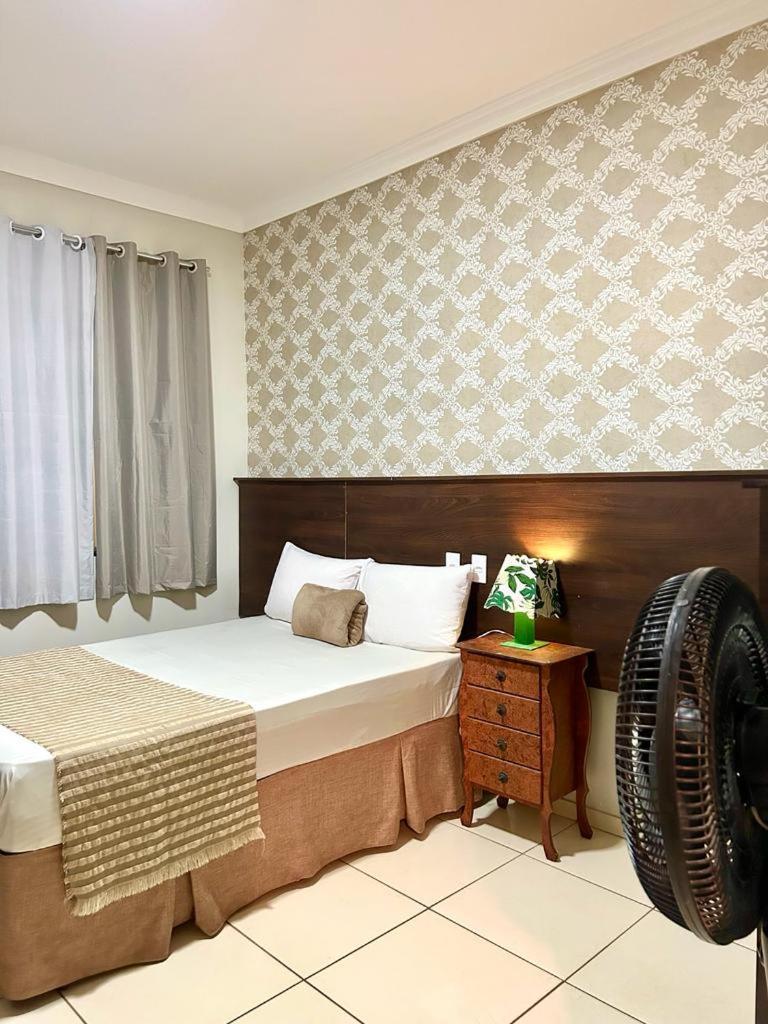 Elo Hostel Тагуатинга Экстерьер фото
