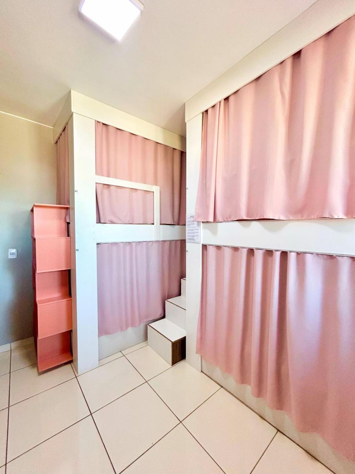Elo Hostel Тагуатинга Экстерьер фото