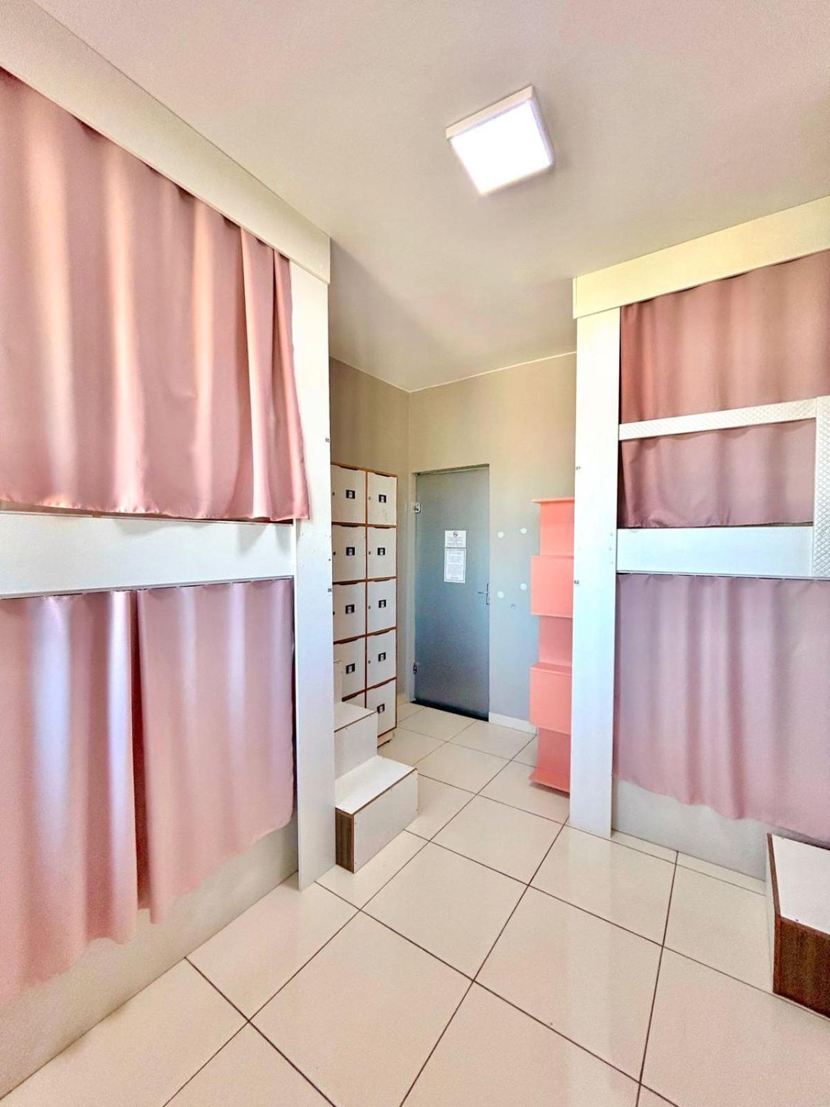 Elo Hostel Тагуатинга Экстерьер фото