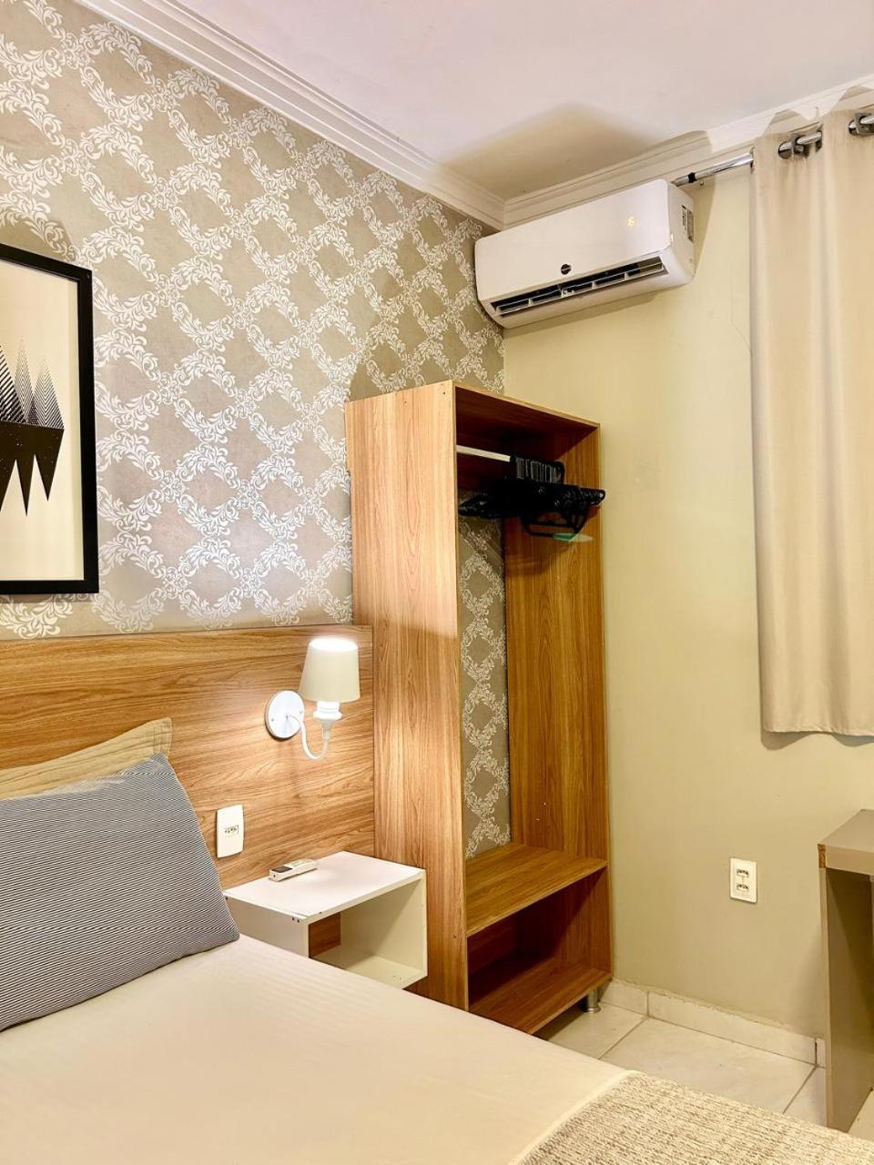 Elo Hostel Тагуатинга Экстерьер фото